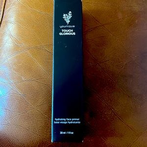 Younique Hydrating Face Primer